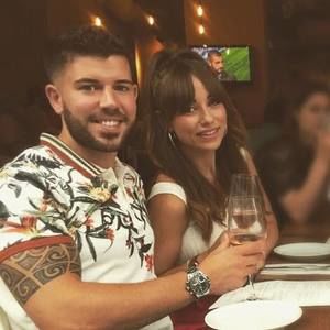 Meet your Posher, Becca